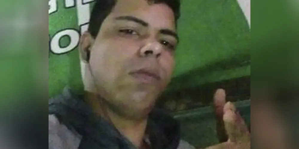 Rapaz foi atingido por tiros em frente a casa noturna e não resistiu aos ferimentos