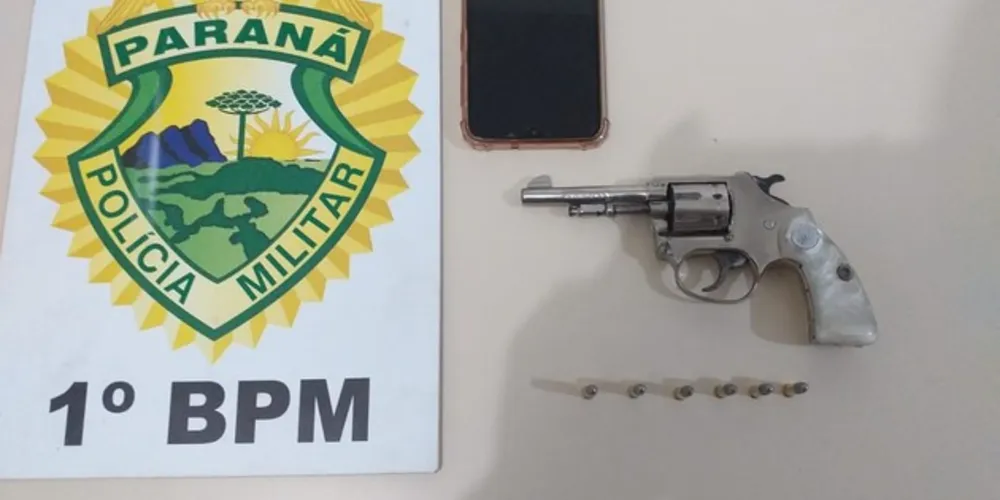 Revólver estava com homem de 30 anos em bar no bairro Humaitá