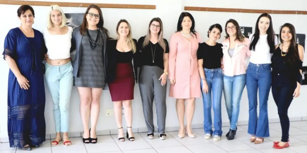 O objetivo é ampliar o olhar sobre as situações de violência vivenciadas por mulheres, mas também conhecer melhor a rede de proteção que existe na cidade