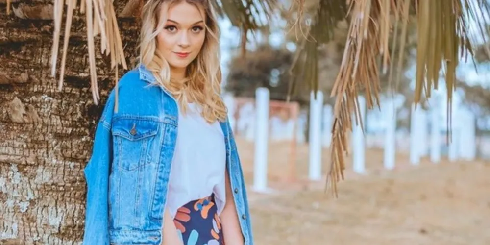 No registro especial da coluna RC, a jovem empresária Ana Cecília Genari, dinâmica e com o DNA empreendedor da família, vem no comando da Milon e Bindi by Cissa. Ana Cecília um dos nomes promissores da nova geração princesina, celebra ao lado de familiares seu aniversário nesta terça-feira (26). Da coluna RC os votos de alegrias e sucesso.