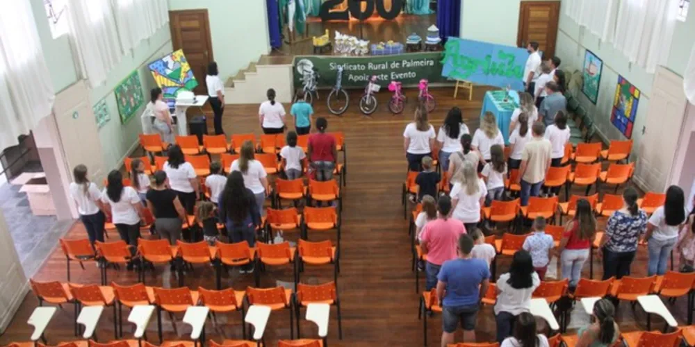 Atividade aconteceu em Palmeira e foi marcada pela homenagem ao bicentenário da cidade