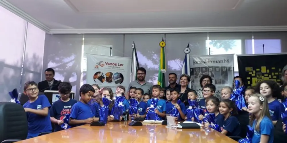 Imagem ilustrativa da imagem Vamos Ler - Geração Digital realiza premiação em PG
