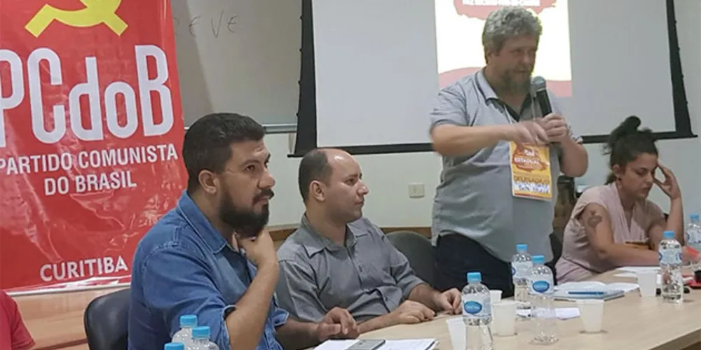 Imagem ilustrativa da imagem De PG, Edson Barz é eleito presidente do PCdoB Paraná