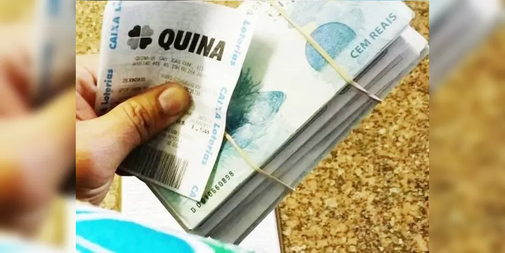 Vítima entregou dinheiro e ainda teve o celular roubado pelos golpistas