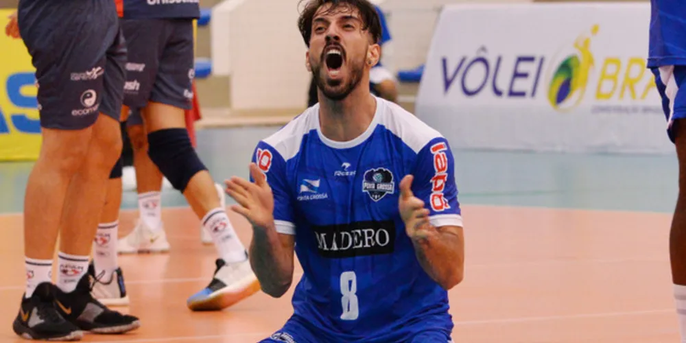 Adversário é o SESI-SP, equipe formada por atletas da seleção brasileira de Vôlei