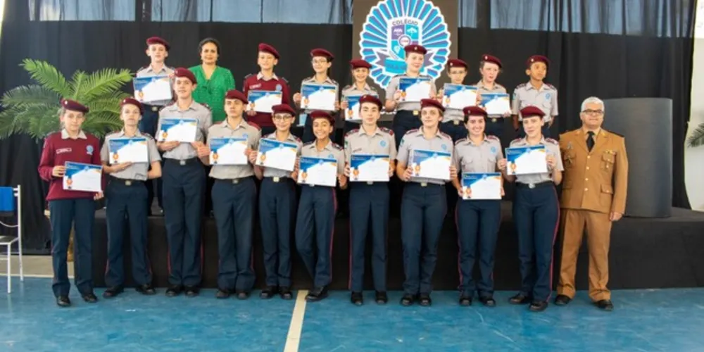 Imagem ilustrativa da imagem Alunos do Colégio Militar Cescage integram formatura