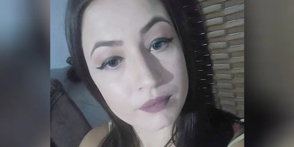 Mulher de 25 anos foi atingida no peito e morreu antes de receber atendimento médico