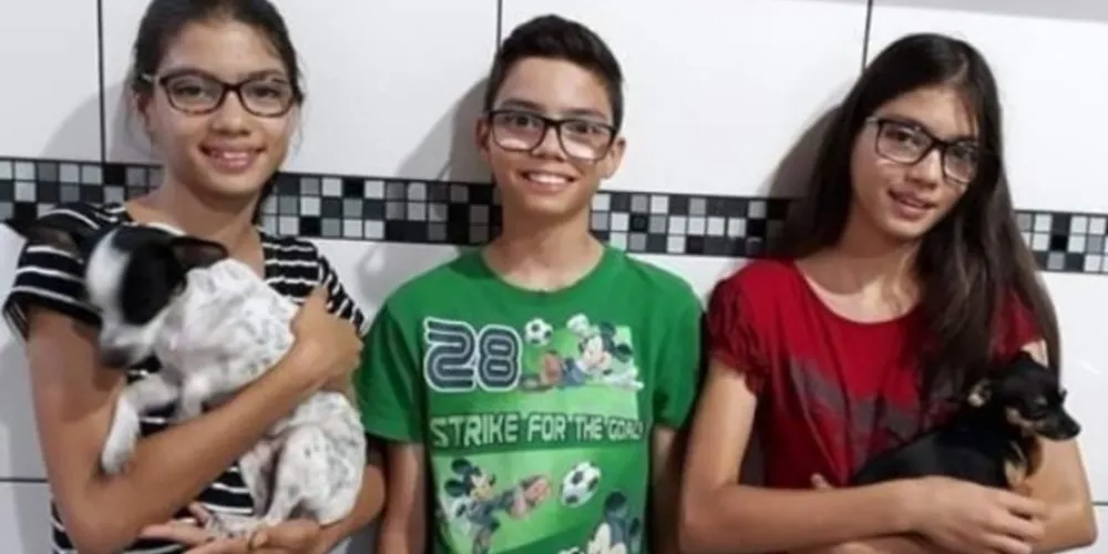 Giovane e Bruna Brum, 13, estavam com a irmã, Bianca