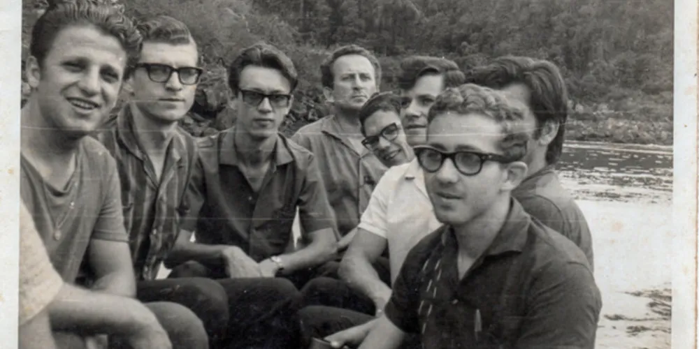 Nascido em Curitiba em 3 de dezembro de 1948, dom Sergio partiu em setembro de 1969 para Roma cursar Teologia na Pontifícia Universidade Gregoriana
