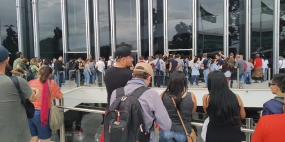 Sindicalistas argumentam que governo estadual descumpriu promessa de campanha