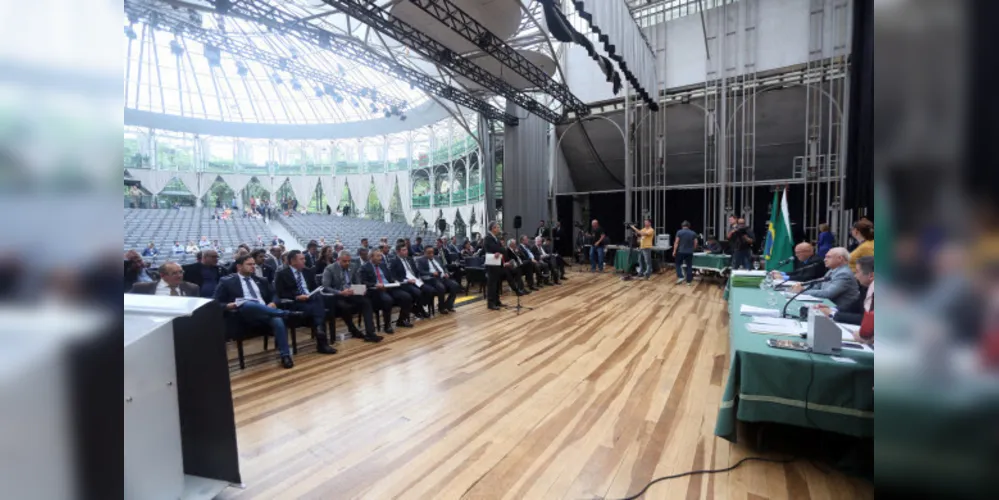 Sessões desta quarta-feira foram realizadas na Ópera de Arame