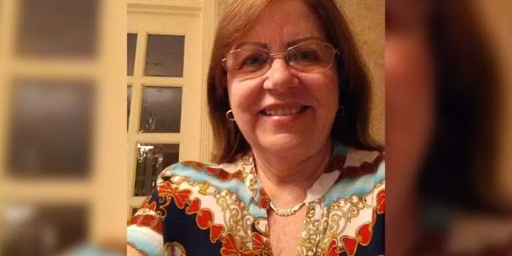 Sueli Fernandes é professora aposentada. Formada em História pela UEPG. Publicou seu primeiro livro 'Aconteceu Comigo... - viagens pelo mundo' em 2019.