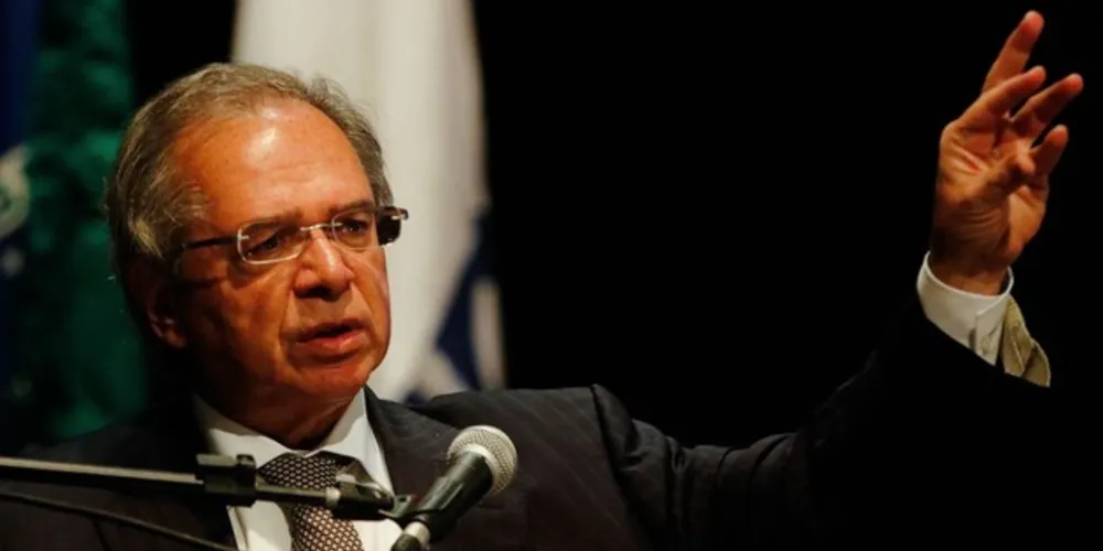 O ministro da Economia do Brasil, Paulo Guedes, e a ministra da Indústria e Comércio do Paraguai, Liz Cramer, firmaram nessa quinta-feira (6), em Bento Gonçalves (RS), entendimentos políticos que permitirão o avanço das negociações do Acordo Automotivo Brasil-Paraguai.