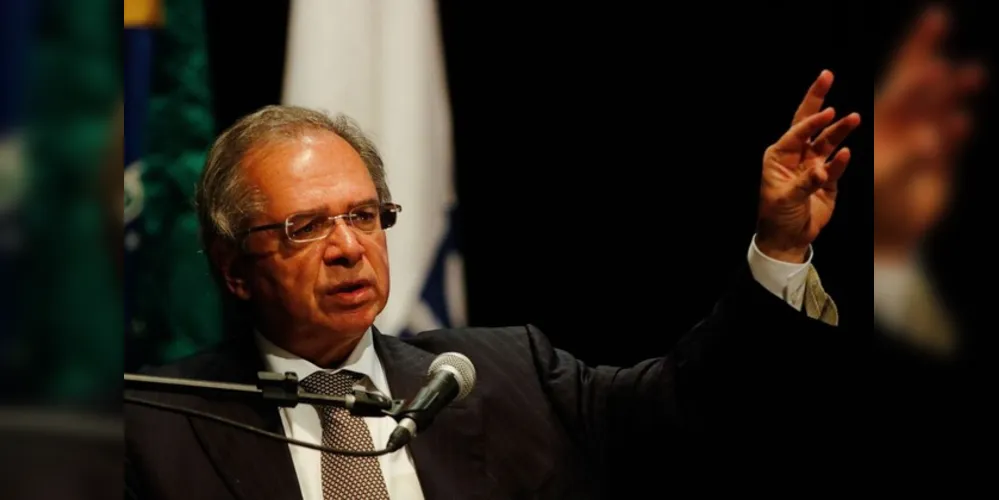 O ministro da Economia do Brasil, Paulo Guedes, e a ministra da Indústria e Comércio do Paraguai, Liz Cramer, firmaram nessa quinta-feira (6), em Bento Gonçalves (RS), entendimentos políticos que permitirão o avanço das negociações do Acordo Automotivo Brasil-Paraguai.