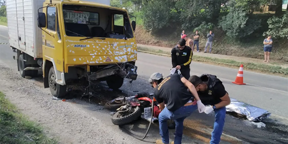 Acidente aconteceu na Rodovia dos Minérios na manhã deste sábado