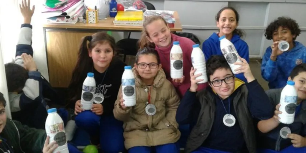 Imagem ilustrativa da imagem ‘Boliche do dinheiro’ estimula aprendizado matemático