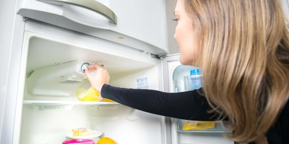 Para evitar surpresas na conta de luz, a atenção ao consumo de energia deve começar na hora da compra e se estender por todo o tempo de uso dos aparelhos