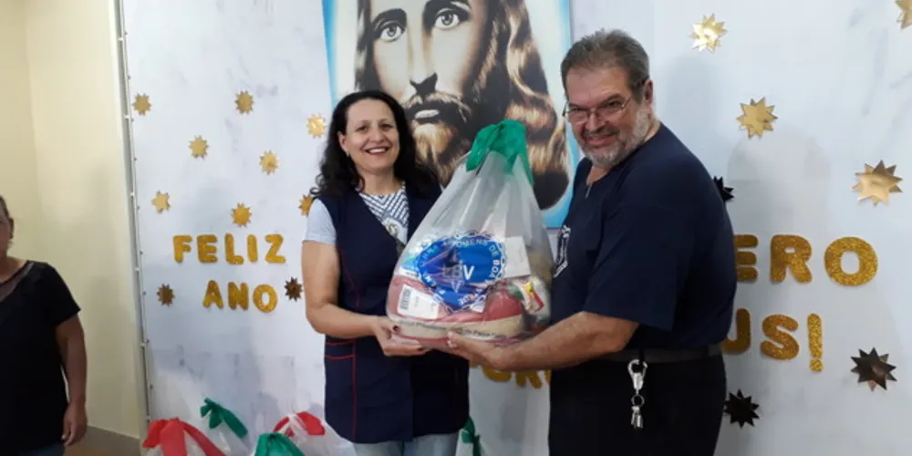 Imagem ilustrativa da imagem LBV realiza a entrega cestas básicas para famílias