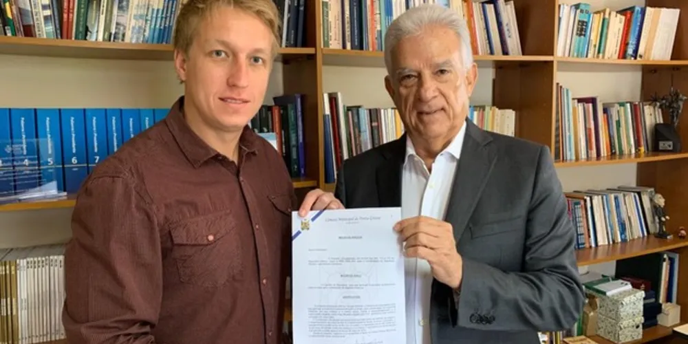 Imagem ilustrativa da imagem Rudolf entrega moção a Bueno por prisão em 2ª instância