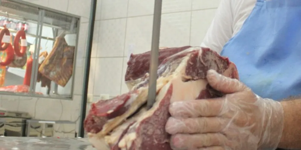 Carne subiu e elevou preço da cesta básica