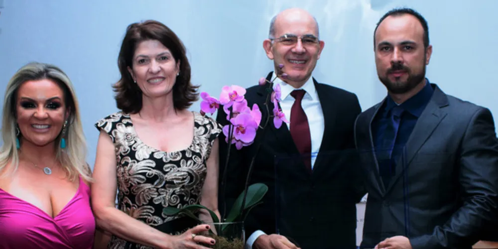 O evento homenageia os profissionais e empresas de engenharia e arquitetura dos Campos Gerais