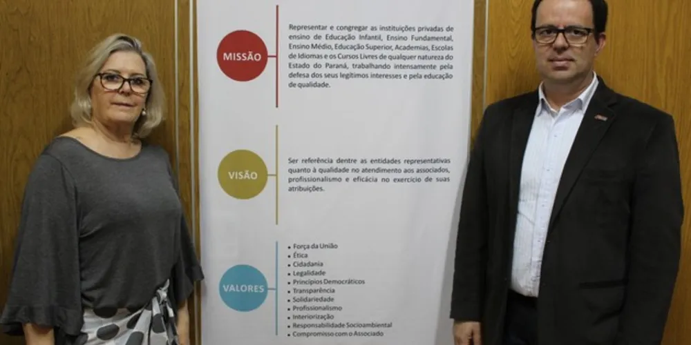 Selo mostra as instituições de ensino privado no Paraná devidamente regularizadas perante os órgãos oficiais