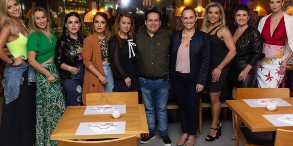 Os Embaixadores Palladium e a diretora de Marketing do Palladium Shopping.