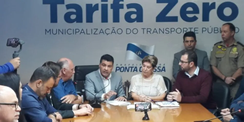 Rangel confirmou o projeto em coletiva de imprensa realizada nesta quarta-feira