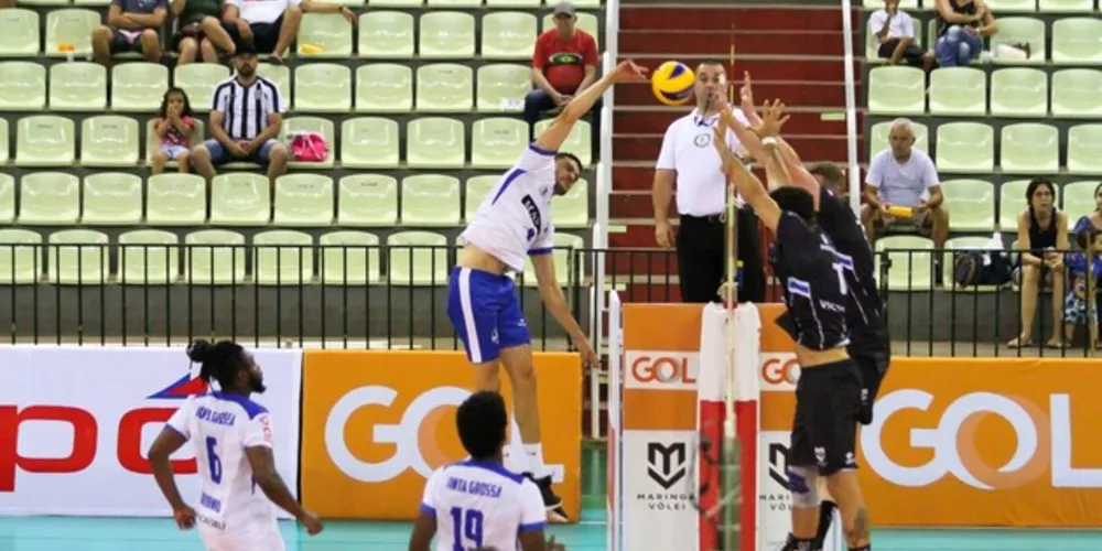 Equipe joga na Arena Multiuso neste sábado (14) às 18 horas contra o Vôlei Renata pela Superliga

