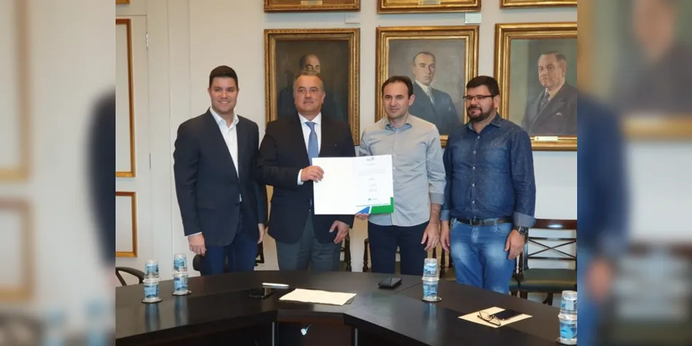 Já são 17 cidades beneficiadas com recursos na ordem de R$ 4,6 milhões, grande parte para a saúde 
