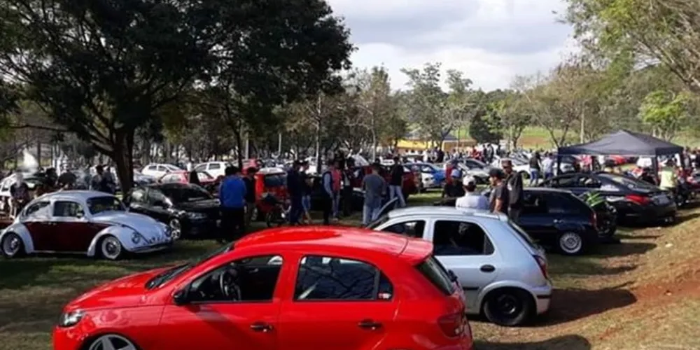 O alimento arrecadado fará parte de cestas básicas que serão distribuídas a famílias carentes no Natal