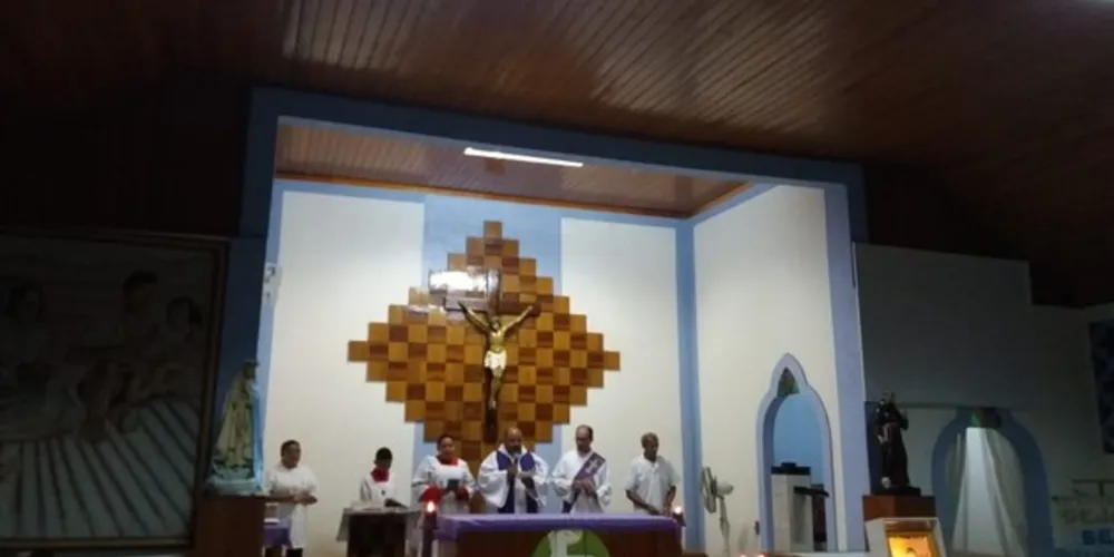 Grupo se reúne com catequistas e agentes da Diocese Irmã

