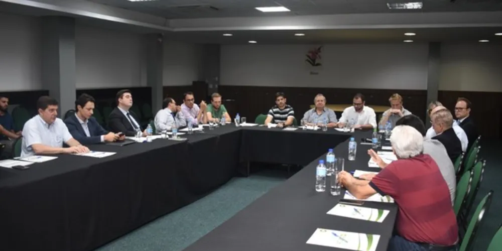 Anúncio foi feito após reunião na Acipg na manhã desta sexta-feira
