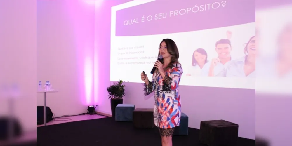 Imagem ilustrativa da imagem ‘Mulher de Negócios’ encerra ações de 2019 com palestra