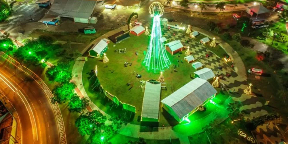 Vila Cultural do Papai Noel e Bosque da Luz são grandes atrativos neste fim de ano