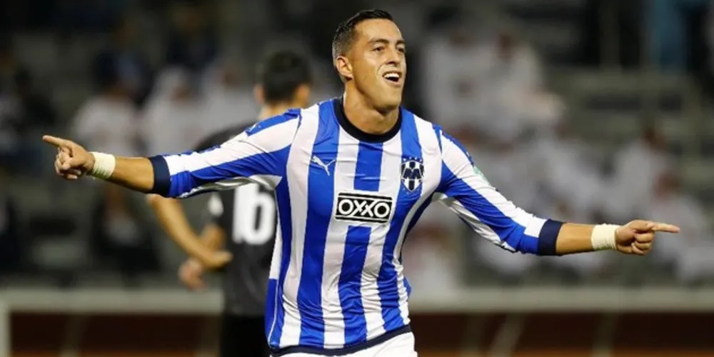 Time mexicano enfrenta os Reds buscando uma vaga na final da competição