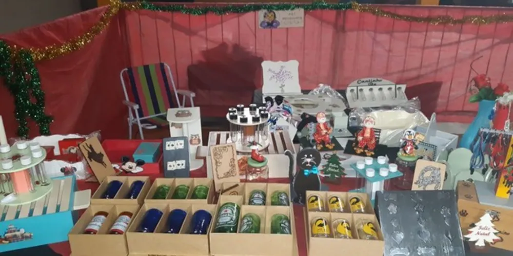 A feira teve início no dia 13 e segue até dia 23 de dezembro