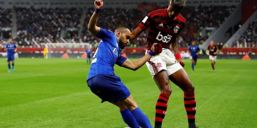 Assim como na decisão da Libertadores, o time teve que buscar a virada para entrar na história