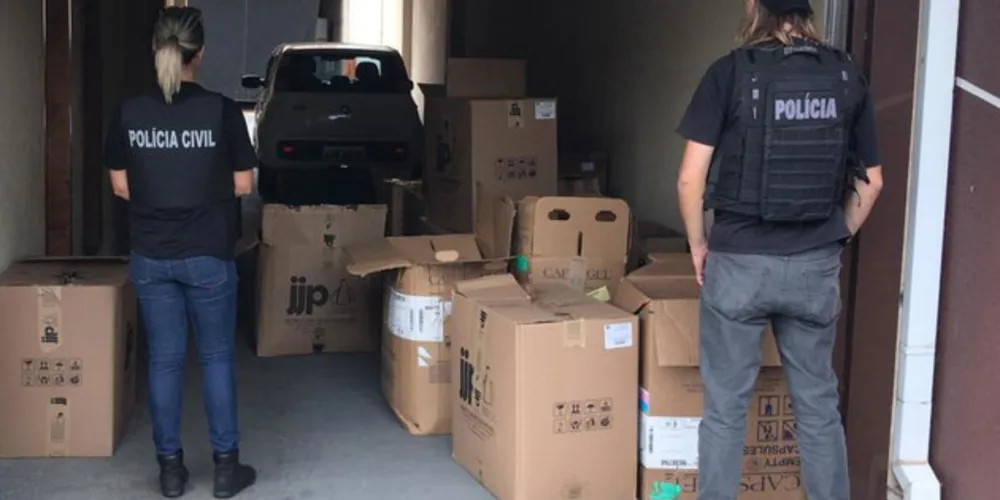 Mais de 15 mil frascos dos remédios foram encontrados pela polícia