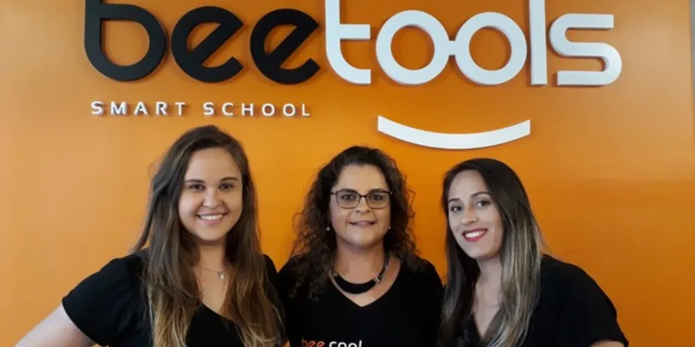 Imagem ilustrativa da imagem Beetools oferta aulas práticas e personalizadas de inglês em PG