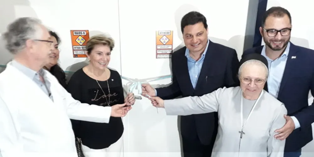 O aparelho foi adquirido por emenda de R$ 1,1 milhão de Sandro Alex (PSD)