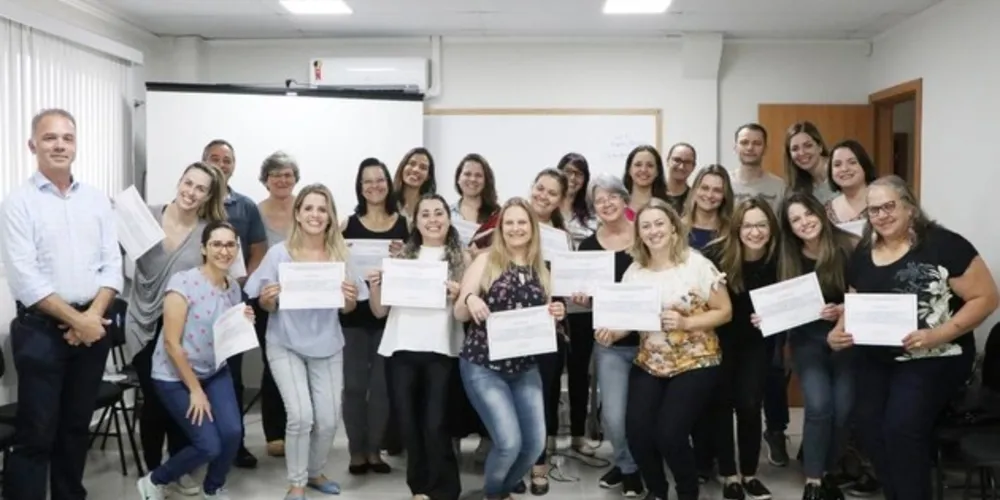 Foram qualificados 30 preceptores das áreas da enfermagem, fisioterapia, serviço social e odontologia.