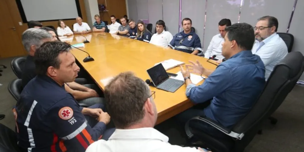 Durante o encontro, foram discutidas ações relacionadas à implantação do Samu Regional e às equipes que já atuam na cidade