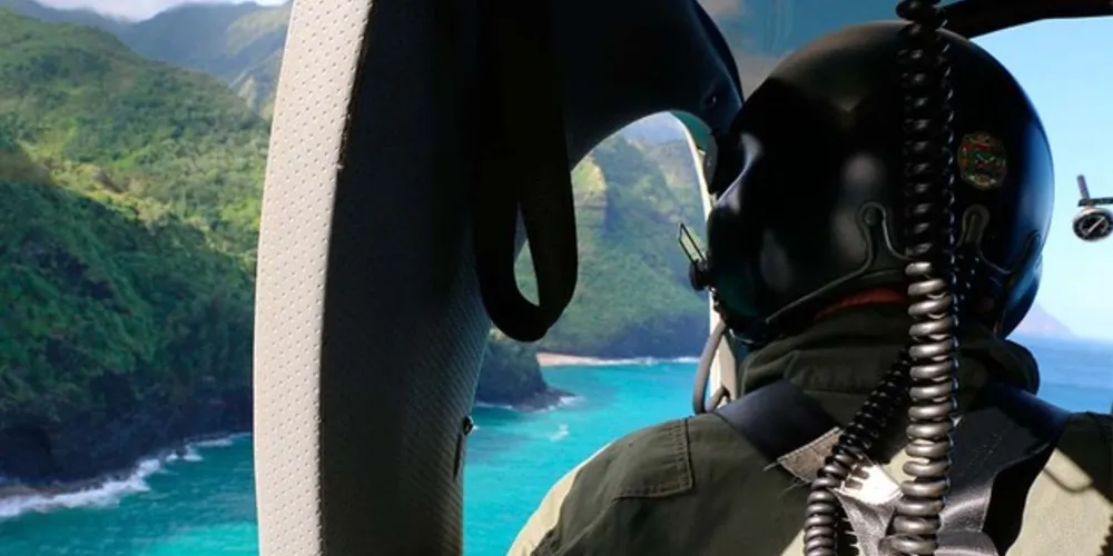 Resgate encontra seis corpos após queda de helicóptero no Havaí
