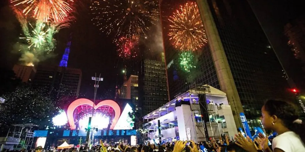 Evento terá apresentações de Anavitória, Marcos e Belutti, Lulu Santos e Chiclete com Banana, além de fogos de artifício sem barulho

