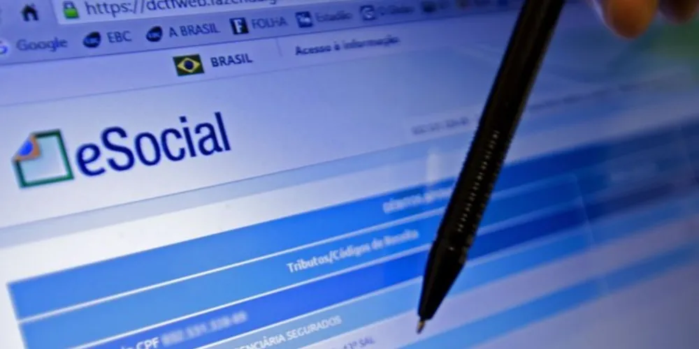 Administrado pela Receita Federal, o eSocial elimina 15 informações periódicas que os empregadores eram obrigados a fornecer ao governo