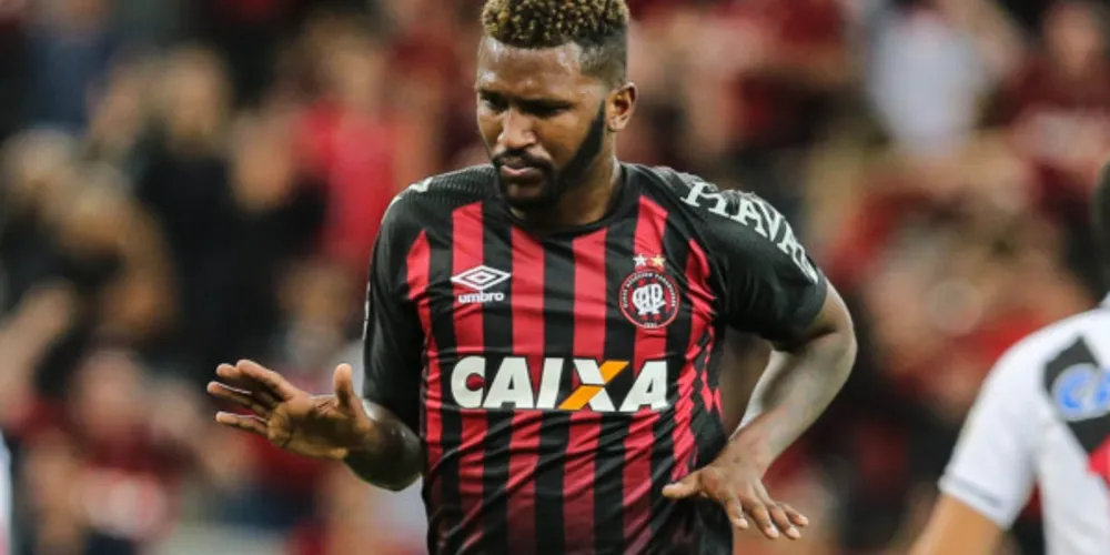  No total, fez 29 gols em 136 partidas (média de 0,21) pelo Athletico desde que subiu ao profissional