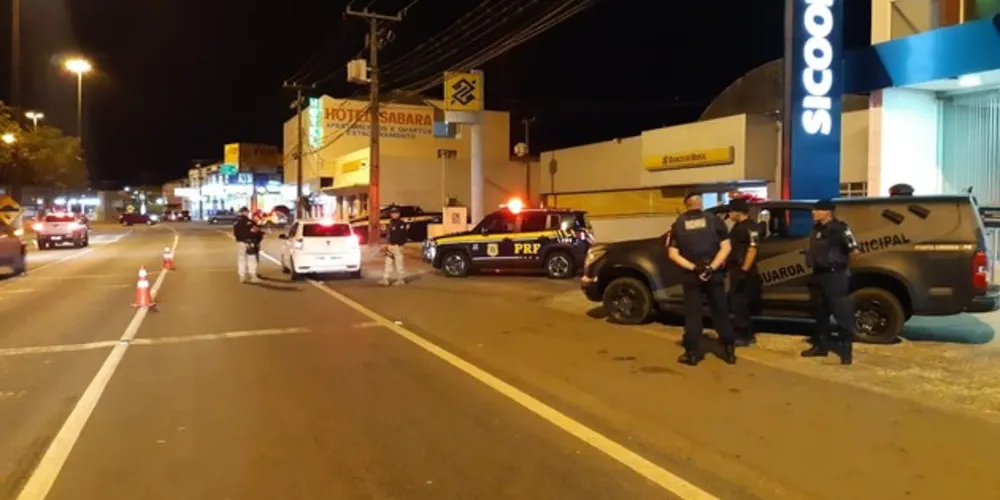 Ação foi realizada na Avenida Souza Naves