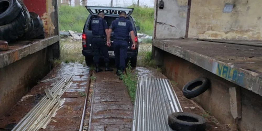Equipe da Romu deteve dois jovens no local; Ambos foram levados à Delegacia