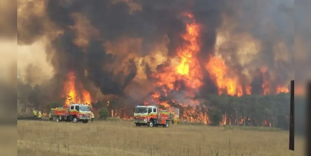 A medida é adotada depois da decisão de convocar 3 mil militares da reserva para reforçar o combate aos incêndios